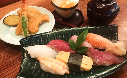 笑 にぎり 天ぷら付き